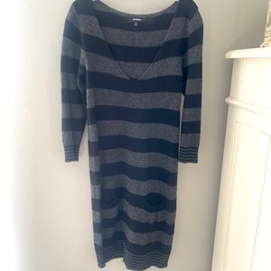 V-neck sweater dress